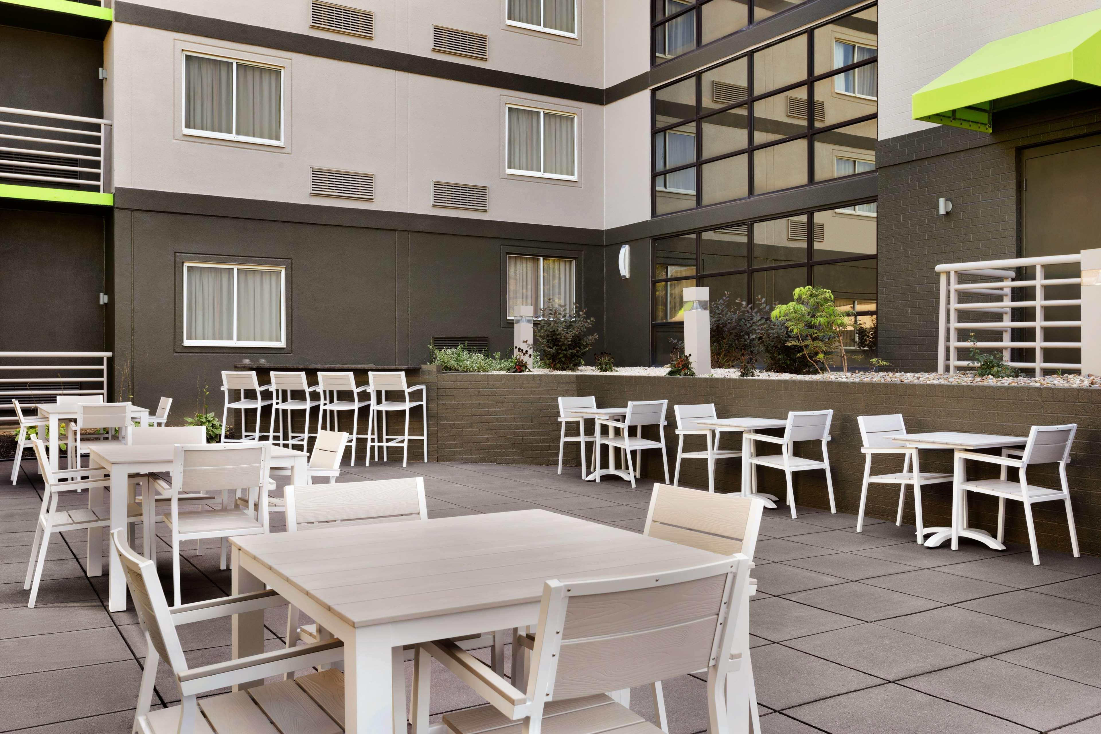 Radisson Akron-Fairlawn Copley Montrose Екстер'єр фото
