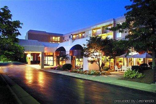 Radisson Akron-Fairlawn Copley Montrose Екстер'єр фото