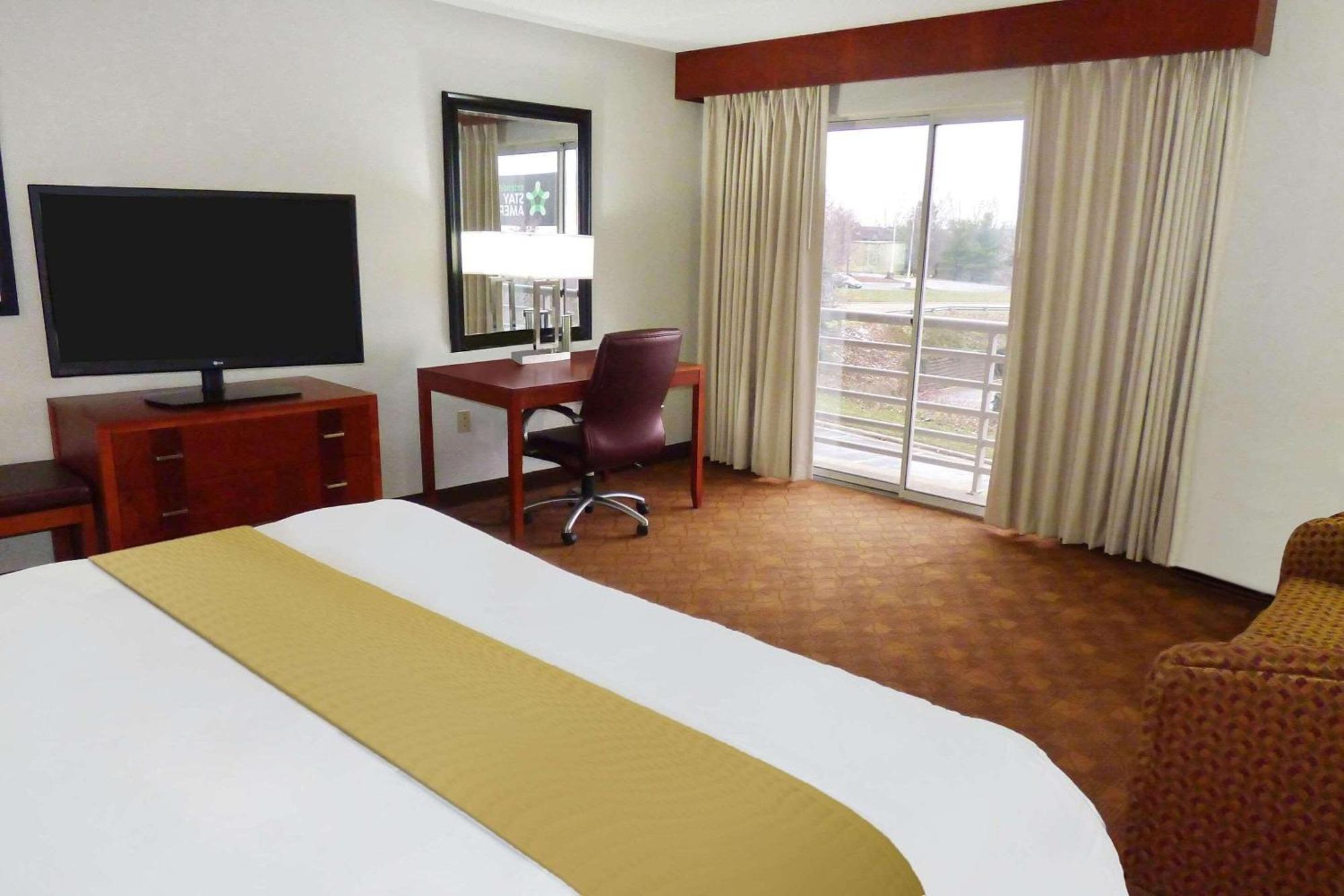 Radisson Akron-Fairlawn Copley Montrose Екстер'єр фото