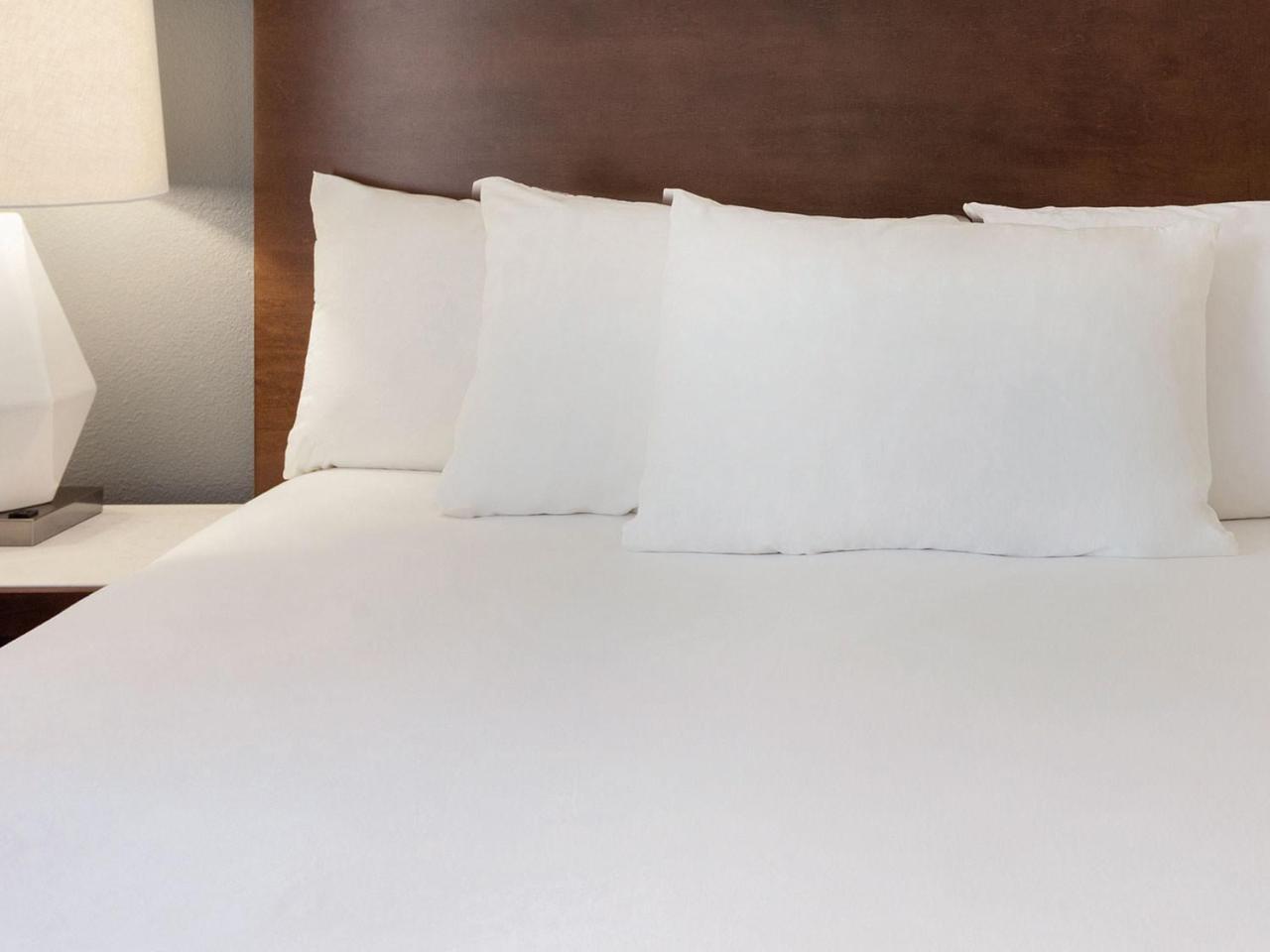 Radisson Akron-Fairlawn Copley Montrose Екстер'єр фото